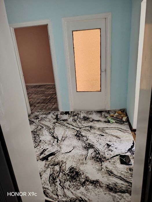 3xona 3 etaj o'rta padezda 8mik 440mln