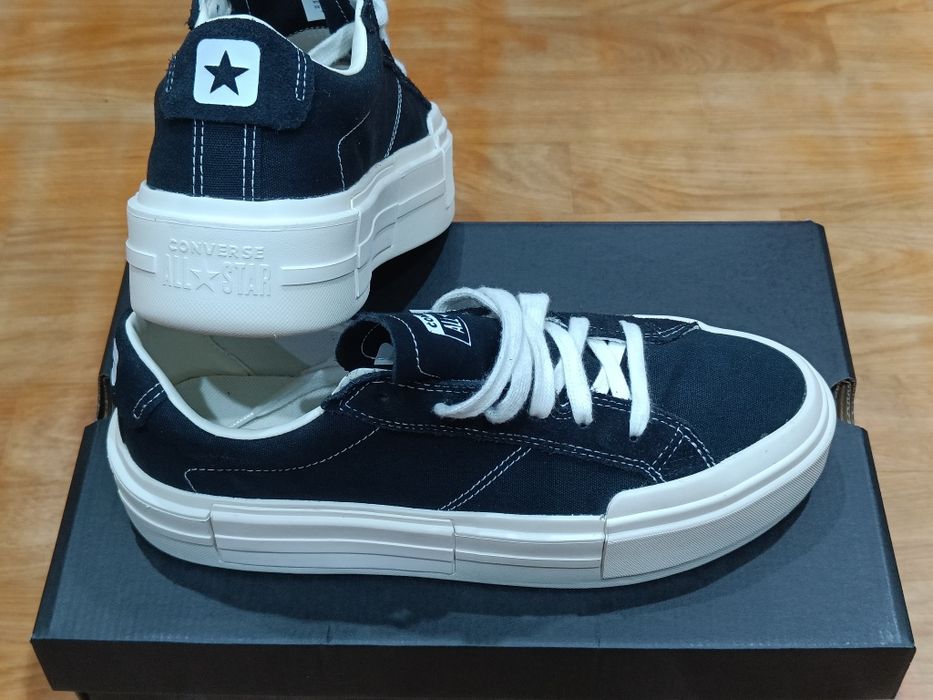Продам оригинальные Кеды Converse
