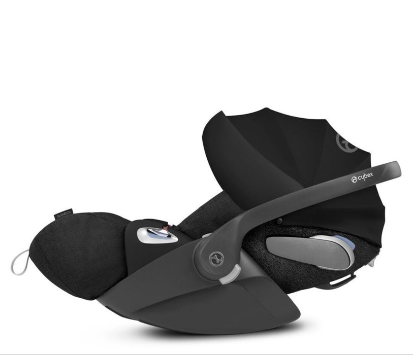 Cybex столче за кола + база и подложка за новородено