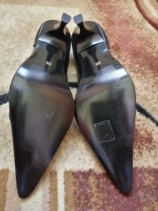 Vand pantofi dama, marca SAPATOS, nr.35