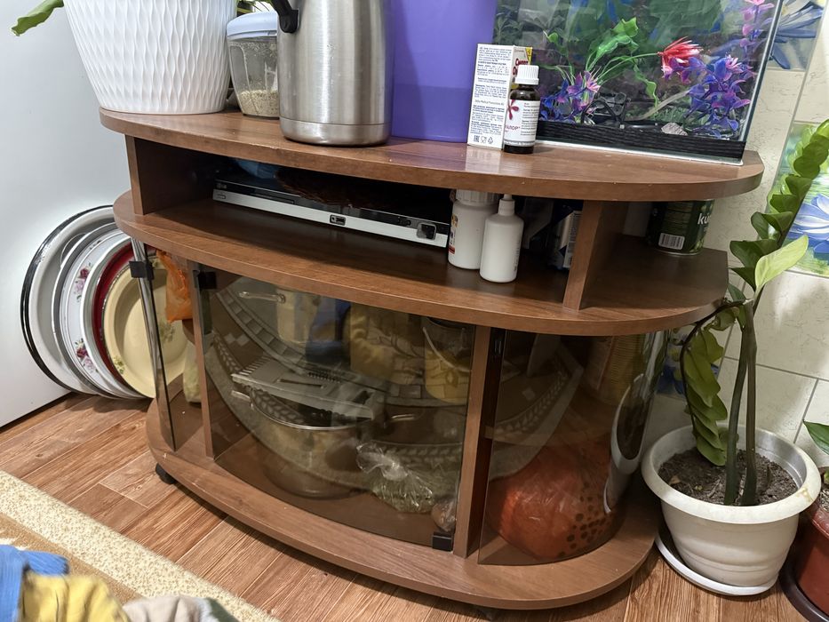 Падставка для телевизора