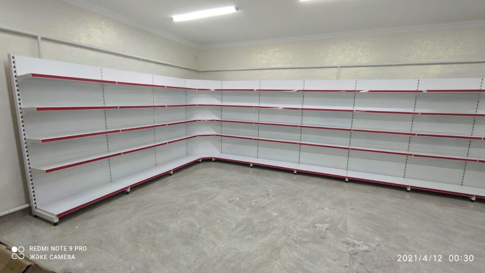 Торговое оборудование:металлические стеллажи для магазинов