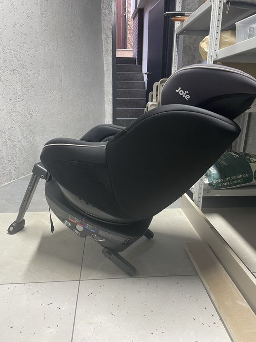 Автокресло Joie 360 градусов