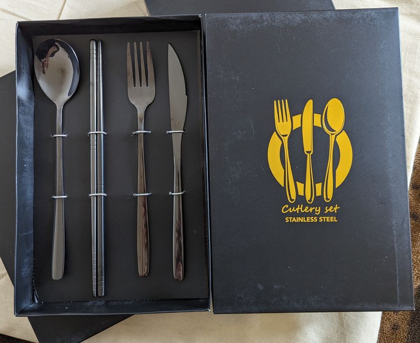 Столовый набор 4 предмета