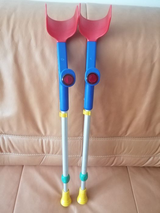 Set cârje din aluminiu