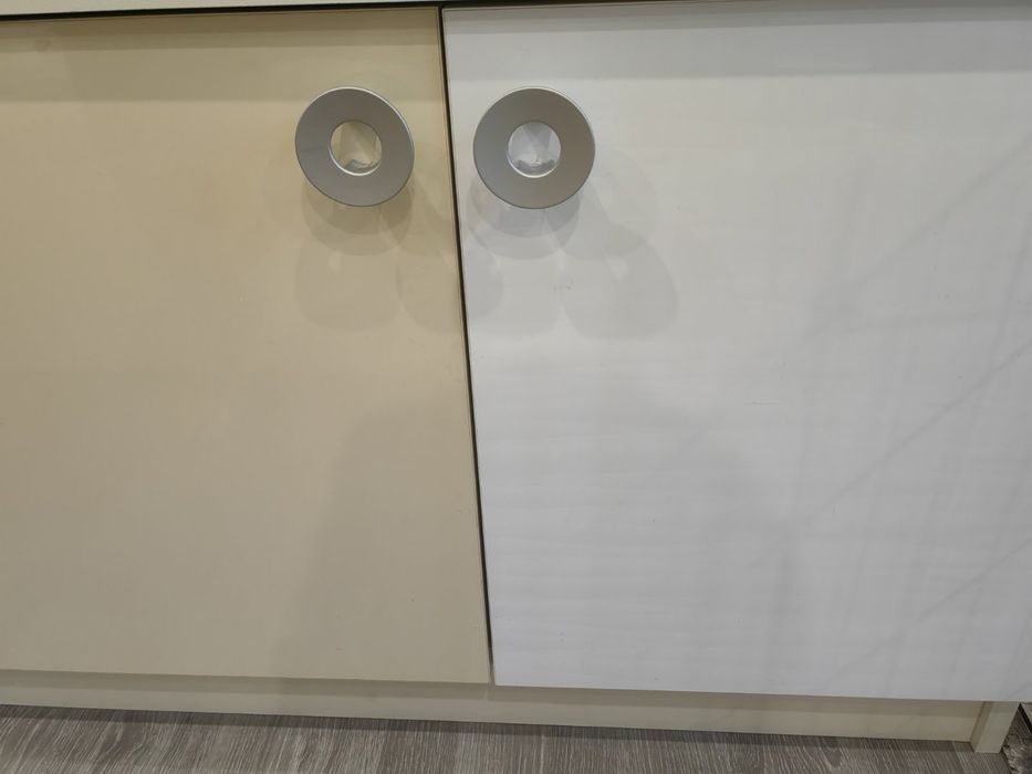 Шкаф , скрин