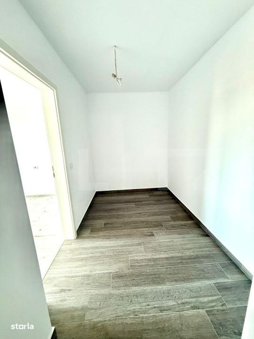 Apartament cu 2 camere decomandat, etaj 10/10 - Tractorul