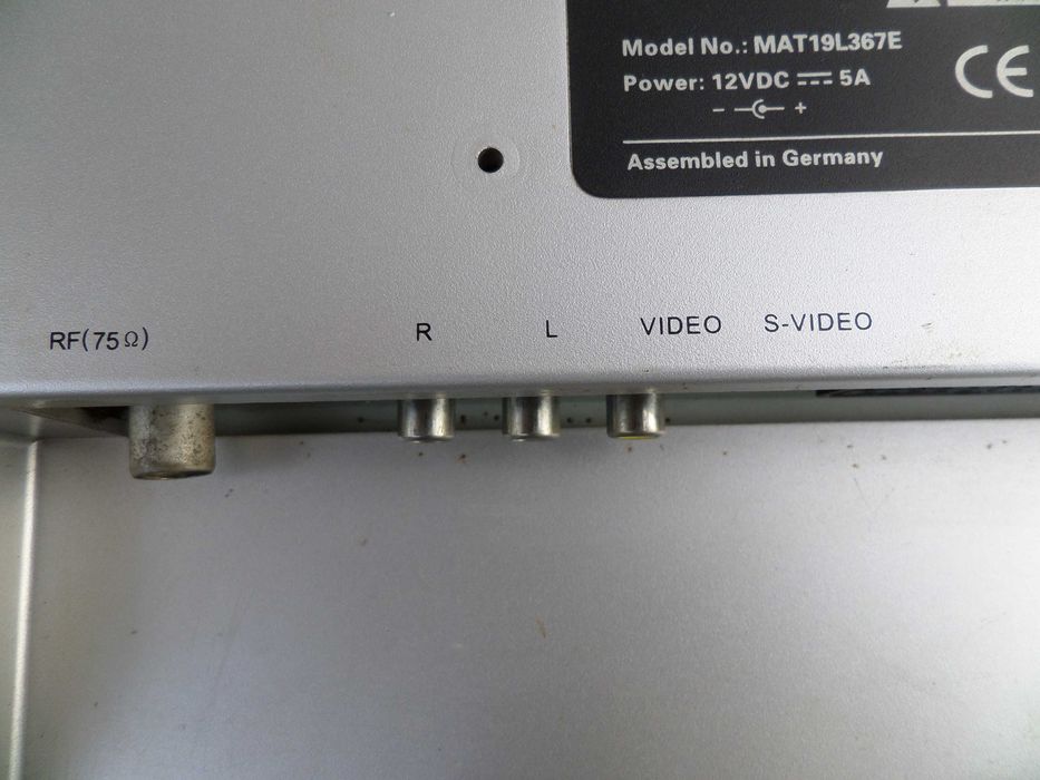 Televizor la 12 volti Matsui, functional cu telecomanda, Germania