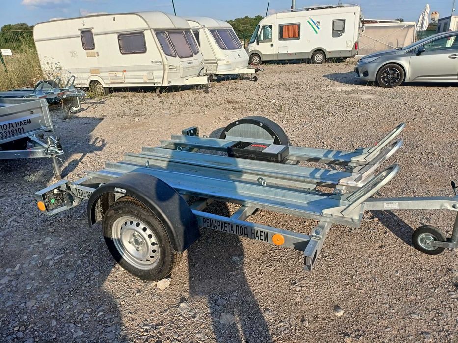 Автоплатформи / платформи / ремаркета под наем / Транспорт