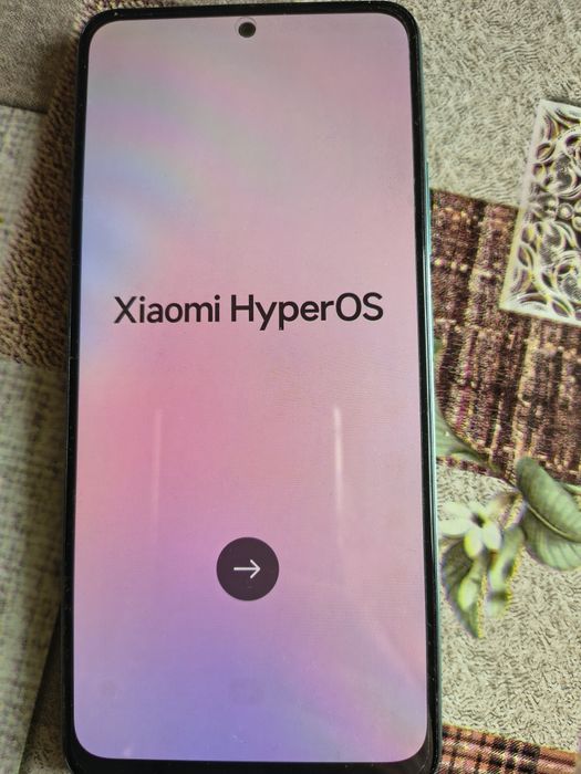 2 бр. Xiaomi Redmi Note 12 5G (128GB) + Калъфи и протектори