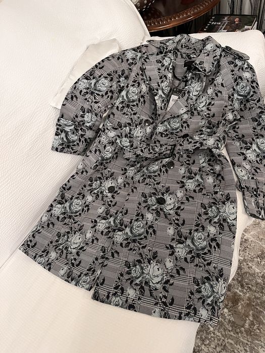 Шлифер чисто нов Л