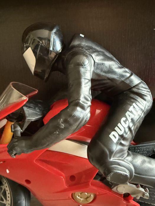 Motocicleta Ducati Panigale V4