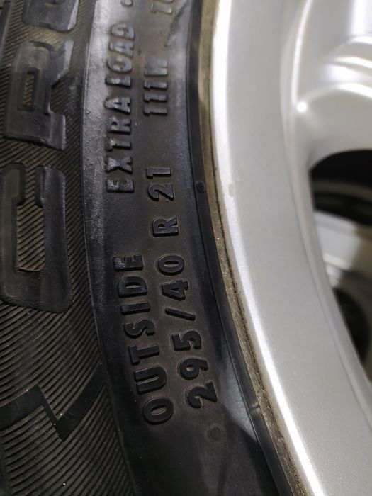 Диски AMG  с шинами в комплекте.