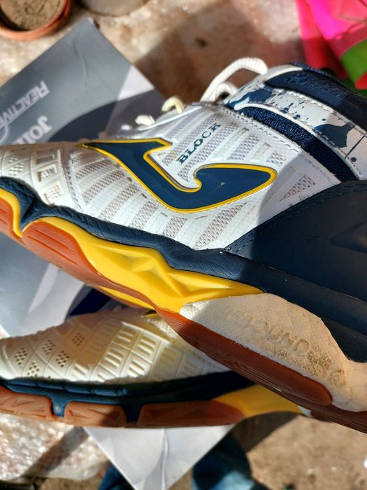 Vând ghete sport de la JOMA nr 45