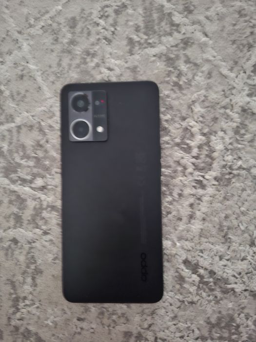 Продам смартфон.