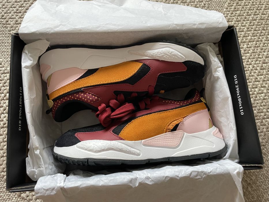 Adidasi Puma marimea 35