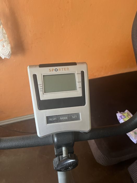 Продавам велоергометър