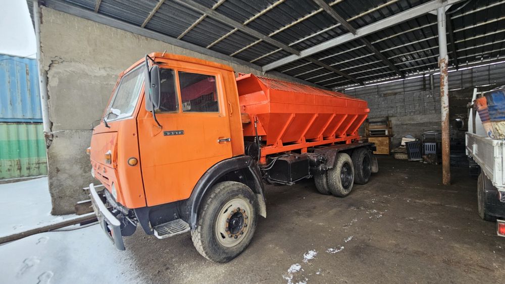 Пескоразбрасыватель Камаз