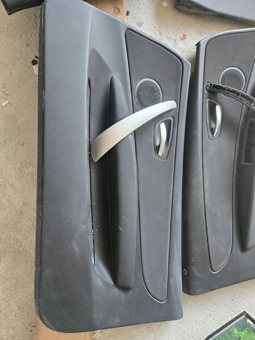 Кори за врати за БМВ Е 81