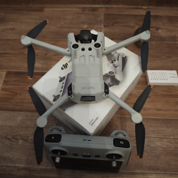 Дрон DJI mini 3 pro