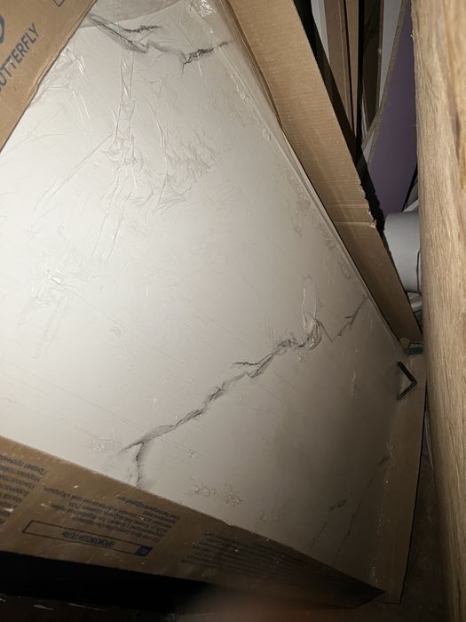 Продам две плиты 160 х 60 керамогранит