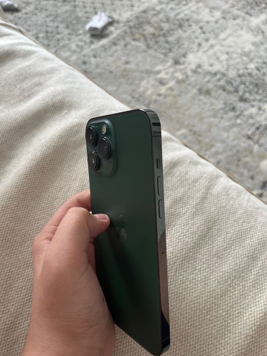 Продам 13 pro max