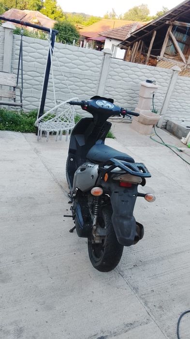 Vând scuter stare bună