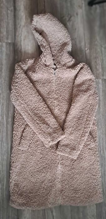 Дамско палтенце в нежен цвят