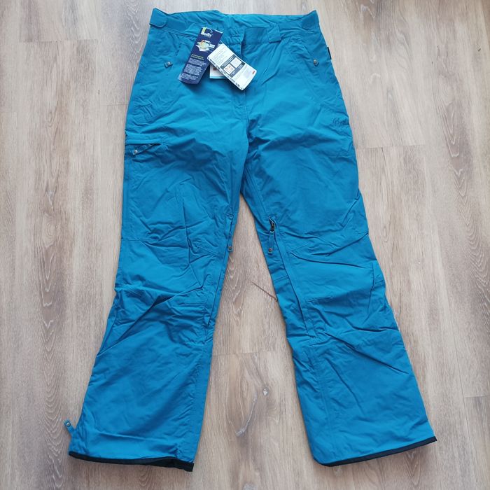 Ски панталон 40-42 нов