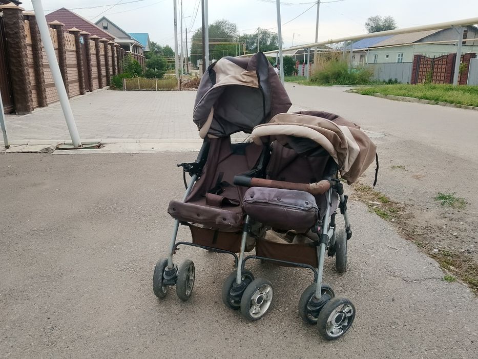 Коляска в хорошем состоянии