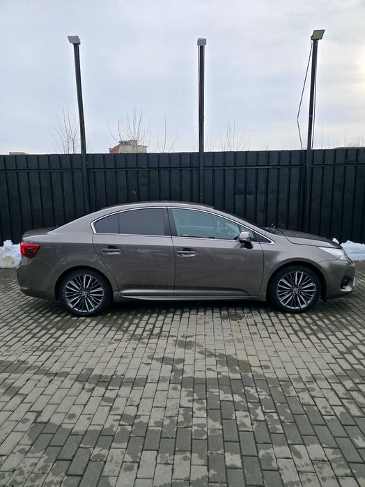 Toyota Avensis 2018 2.0 Benzină Automată Full 120.000 km România