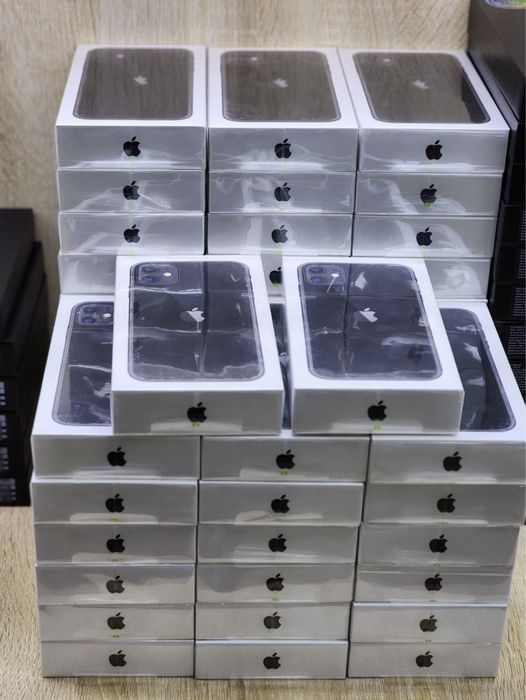 iPhone 11  64GB Black  Ochilmagan Pachka