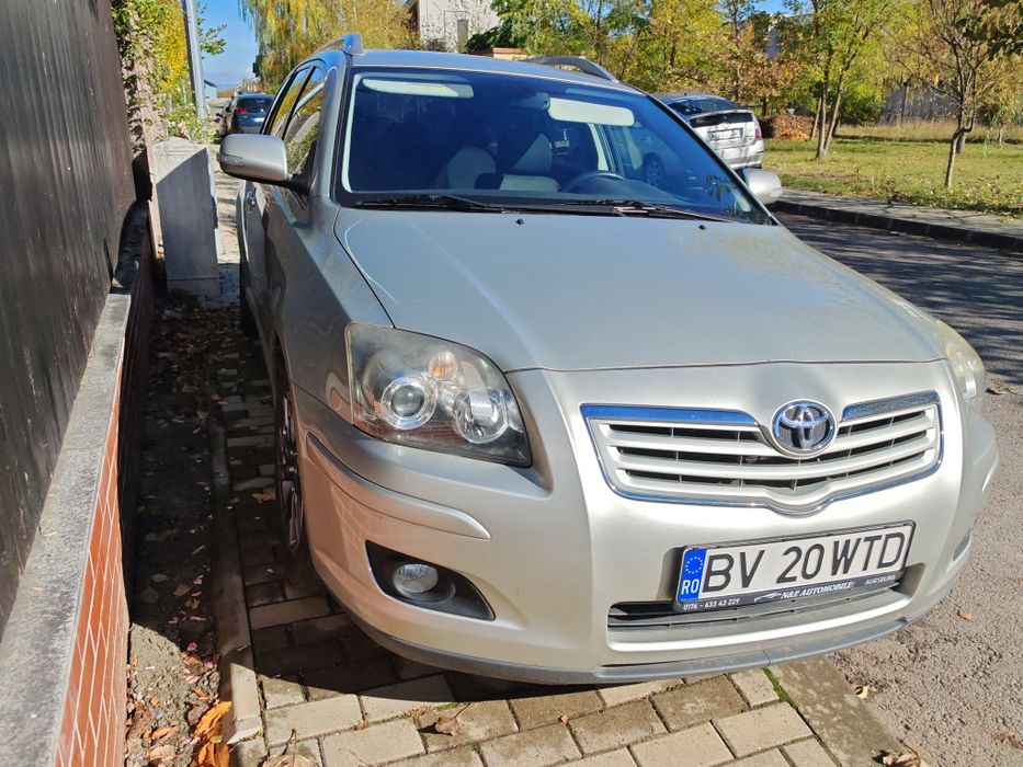 Toyota Avensis 1.8 benzina motor aspirat