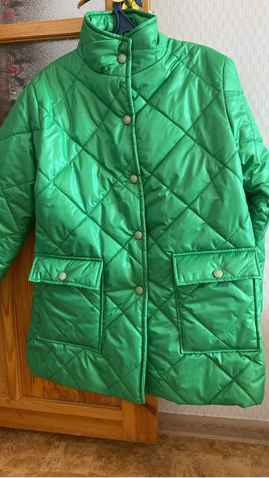 Продам куртку новые