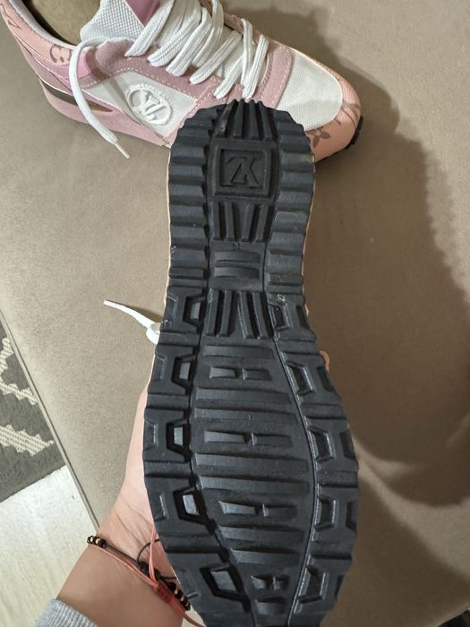 Sneakers noi,nepurtati