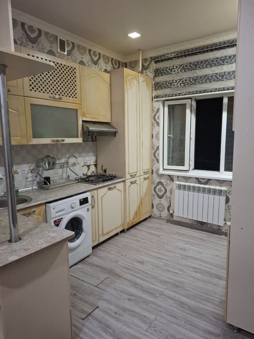 Квартира 2 хонали ижарага берилади .