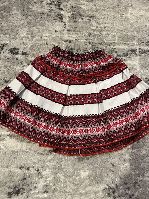 Costum popular fetita