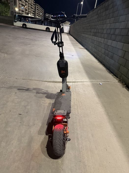 Trotineta kukirin g4 noua