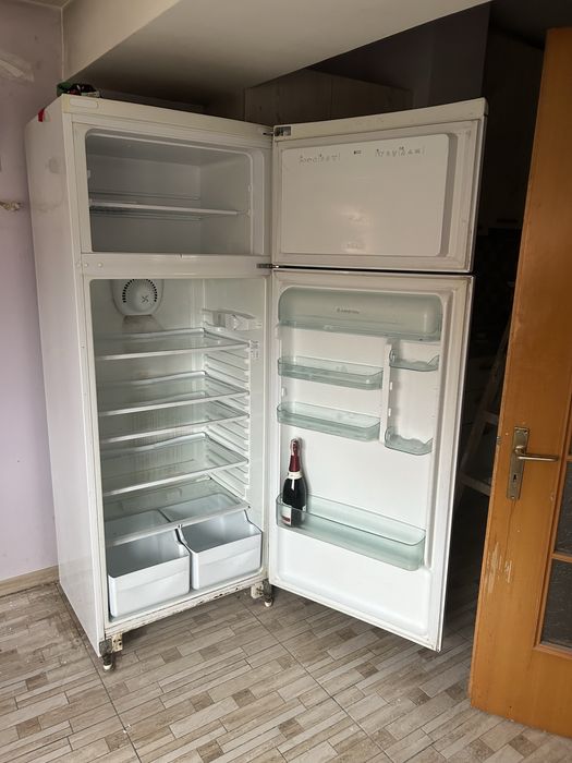 Хладилник Ariston