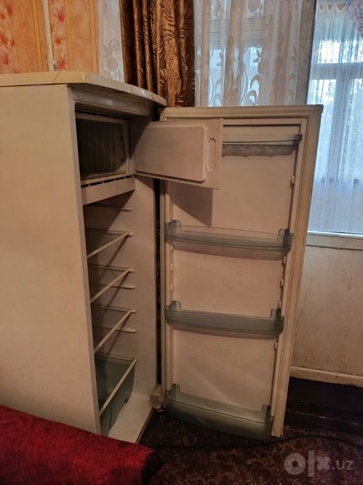 Продаётся холодильник "Бирюса"