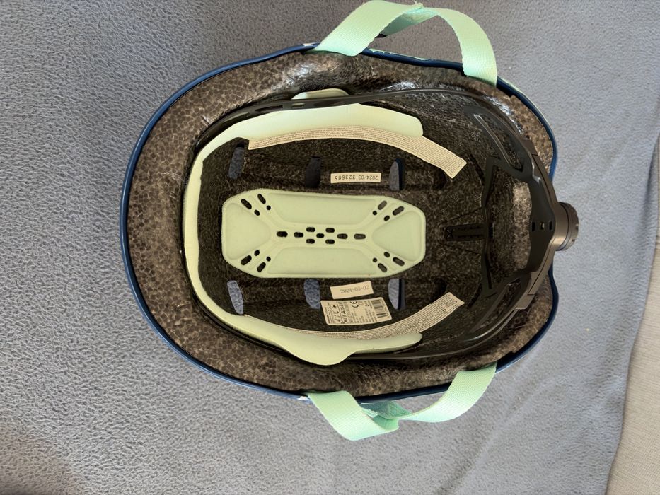 Vand casca protectie copii btwin marimea xs (48-52 cm)