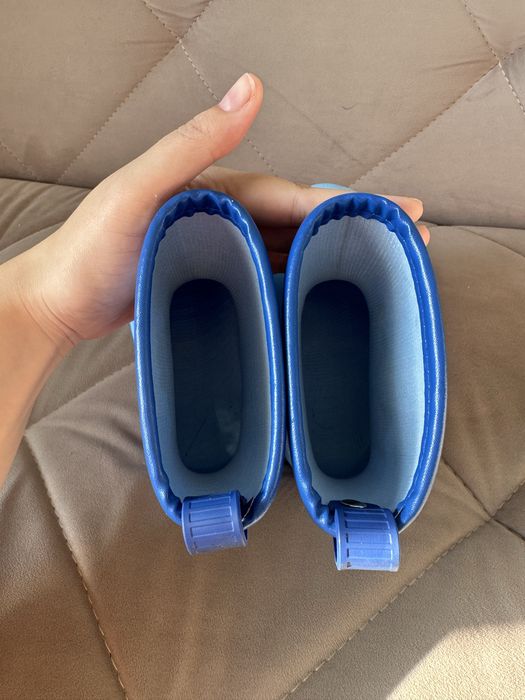 Продаются детские резиновые сапожки