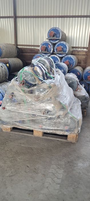 Электродвигатель Мотор-редукторы  Редукторов разный