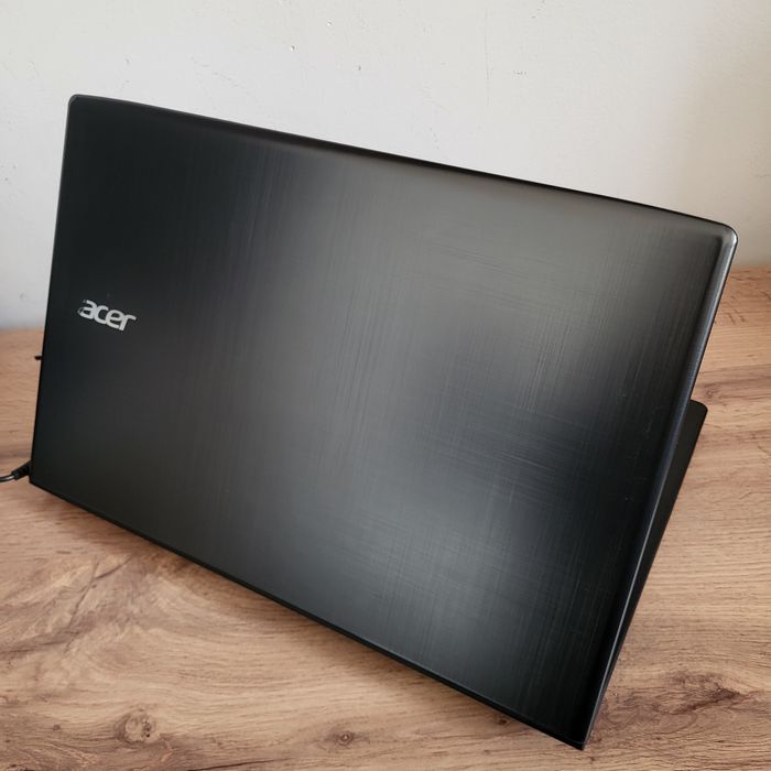 Быстрый ноутбук ACER i5 7th SSD