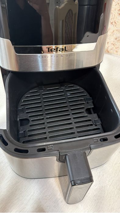 Аэрогриль «Tefal»
