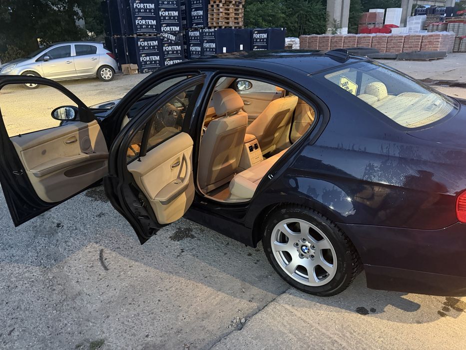 De vanzare BMW E90 pretul este negociabil !