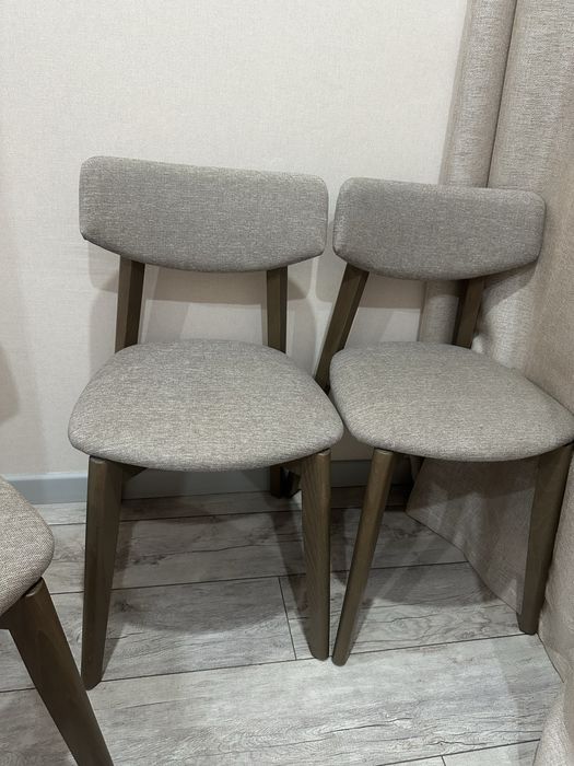 Продам 4стула, массив бука, новые