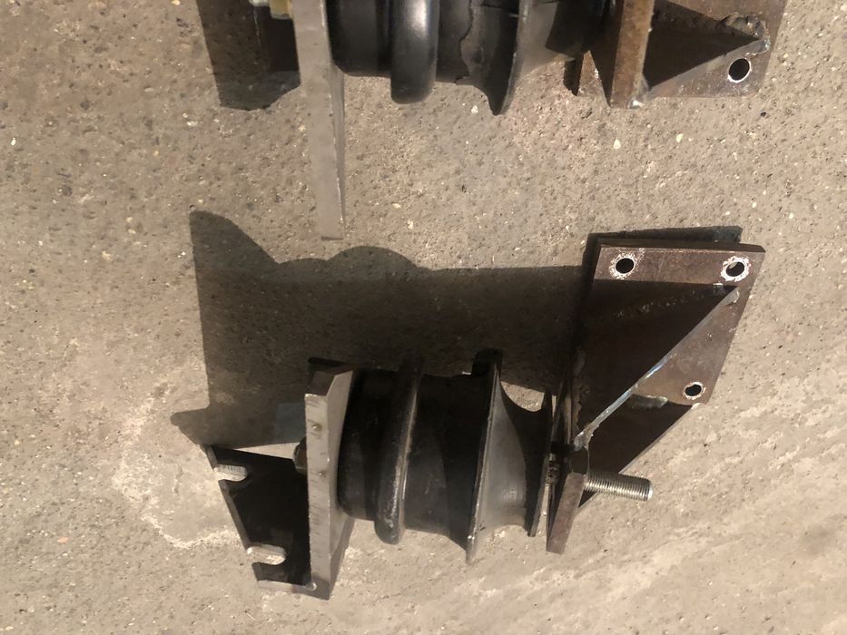 Кронштейн двигателя JZ для Волги