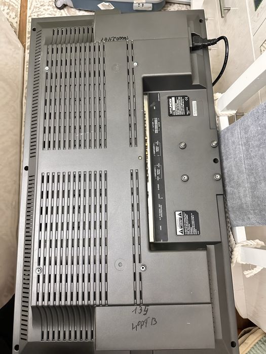 Продам качественный ЖК-телевизор