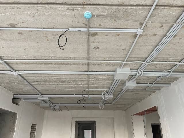 Электромонтаж ишлари – сифатли ва ишончли